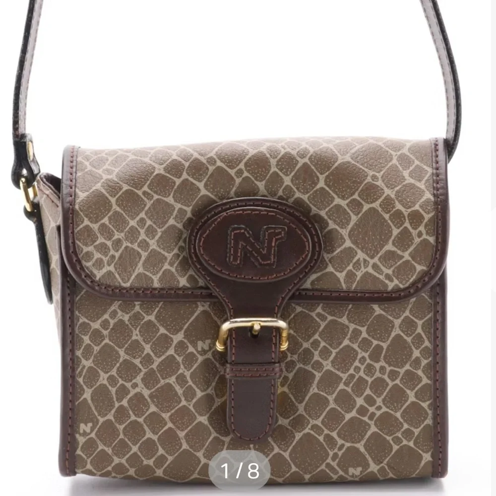 VINTAGE Nina Ricci Crossbody Bag in Giraffe Printed Canvas and Leather - Picture 2 of 8